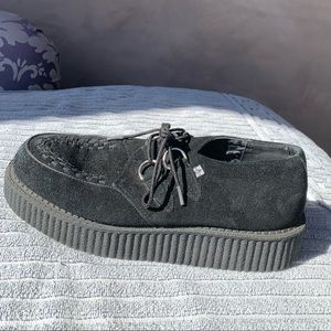 T.U.K. T2262 Black Faux Suede Anarchic Creeper